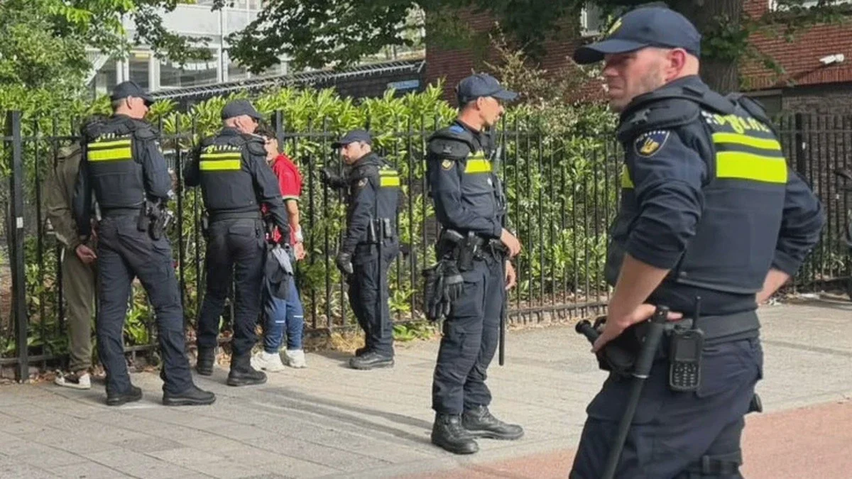VM-nederlag i Nederland: Slik unngår du kaos ved urolighetene i byen